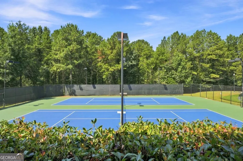 1604 Falcon CT Locust Grove, GA 30248