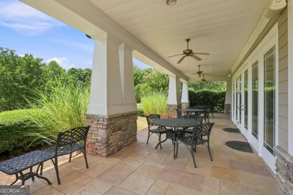 1604 Falcon CT Locust Grove, GA 30248