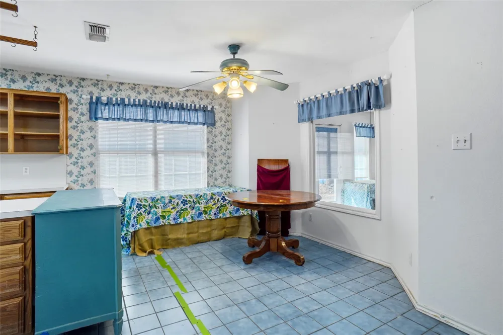 7413 Crosswicks Circle Fort Worth, TX 76137