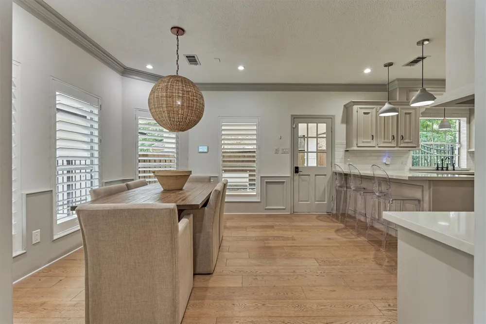 42 Golden Shadow Circle The Woodlands, TX 77381