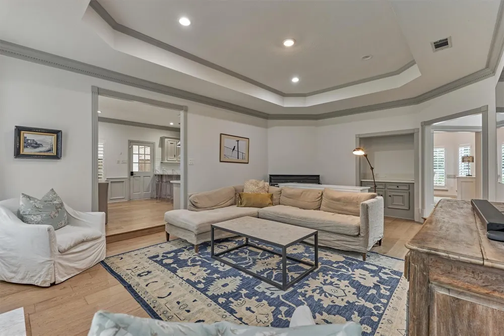 42 Golden Shadow Circle The Woodlands, TX 77381