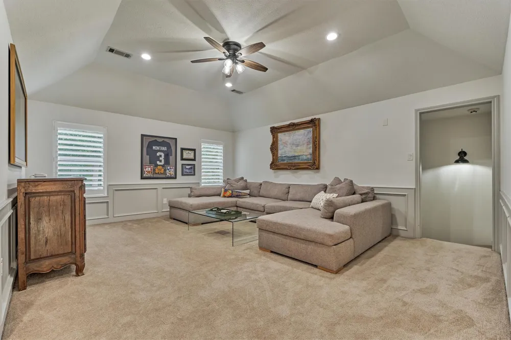 42 Golden Shadow Circle The Woodlands, TX 77381
