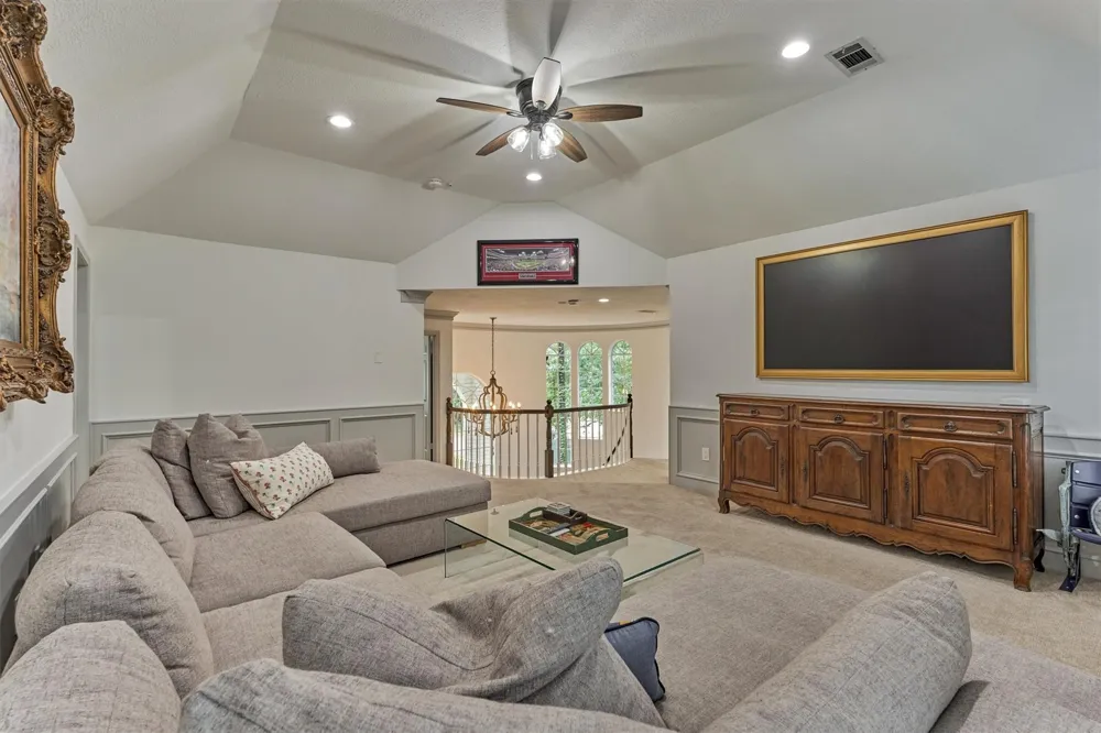 42 Golden Shadow Circle The Woodlands, TX 77381
