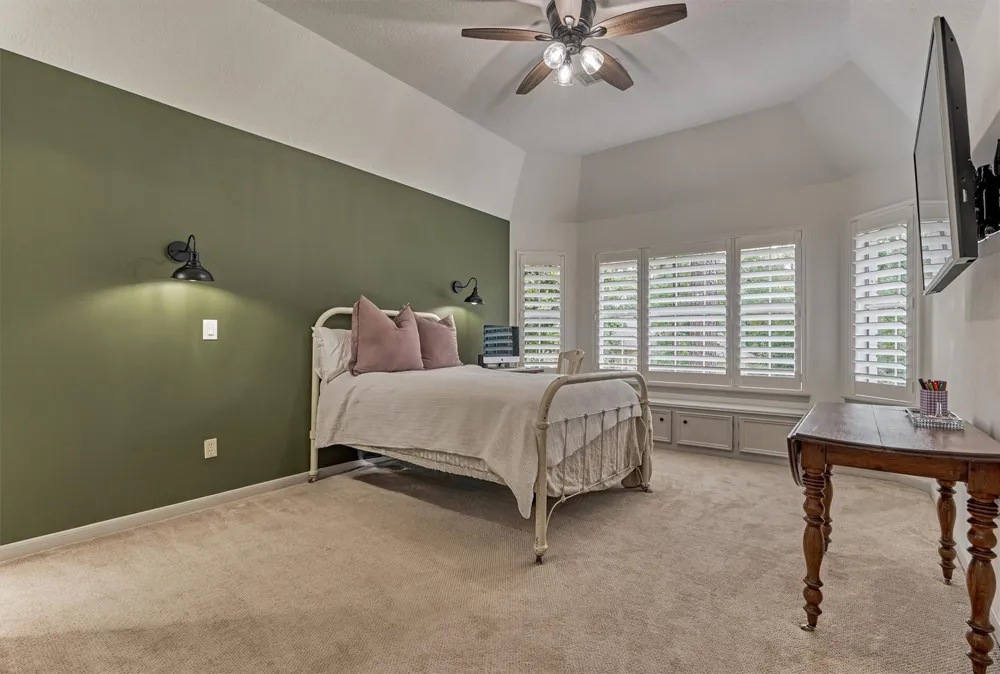 42 Golden Shadow Circle The Woodlands, TX 77381