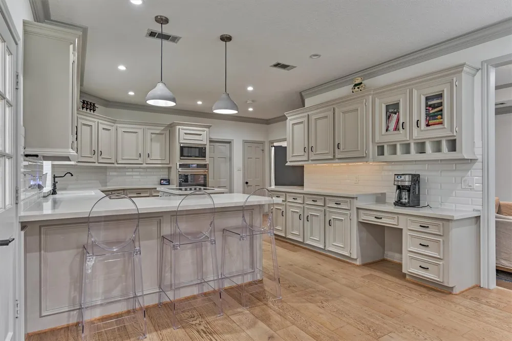 42 Golden Shadow Circle The Woodlands, TX 77381
