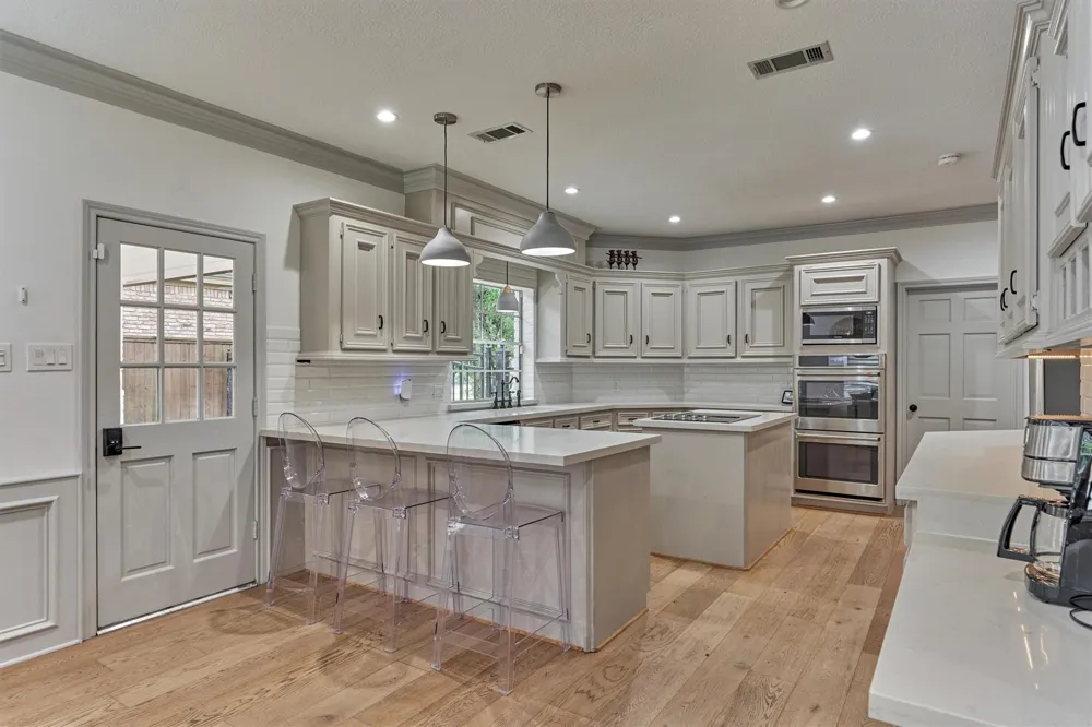 42 Golden Shadow Circle The Woodlands, TX 77381