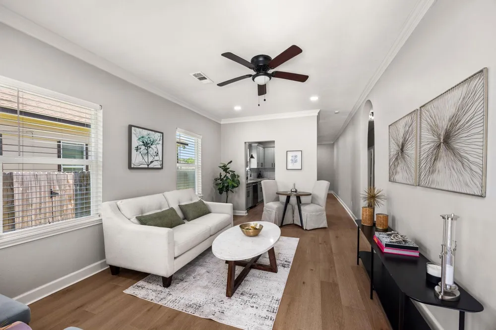 4103 New Orleans Street Houston, TX 77020