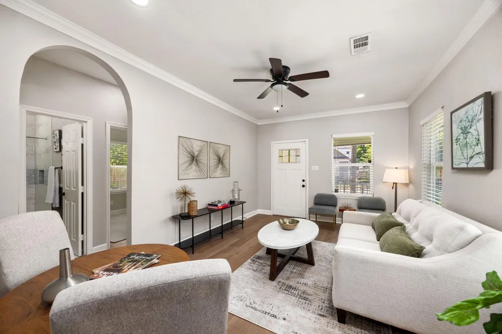 4103 New Orleans Street Houston, TX 77020