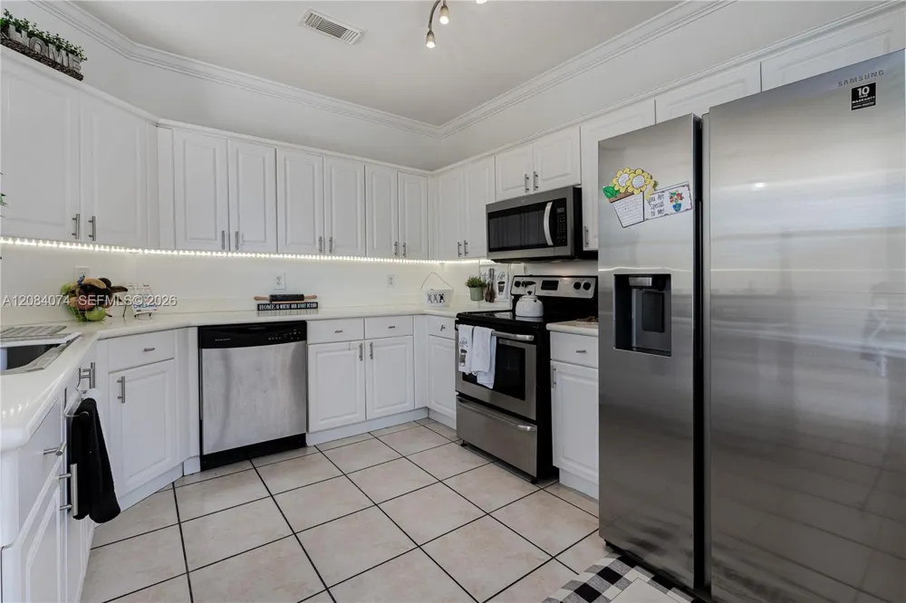3119 NW 101st Pl #3119 Doral, FL 33172