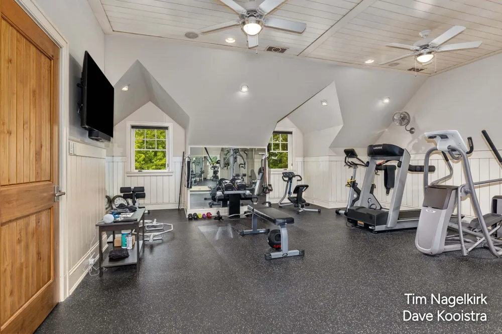 40232 Grandview Drive Shelbyville, MI 49344