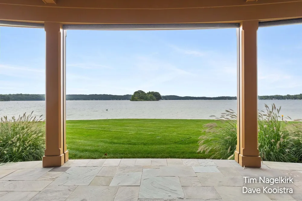 40232 Grandview Drive Shelbyville, MI 49344