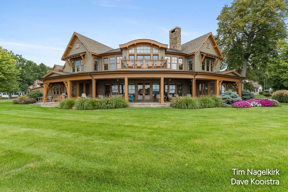 40232 Grandview Drive Shelbyville, MI 49344