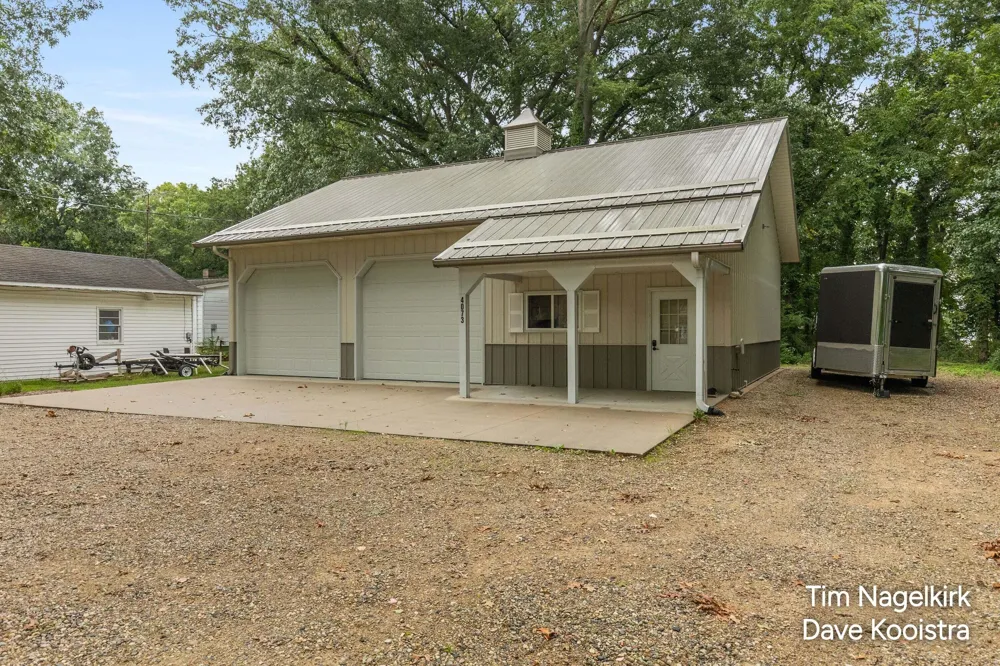 40232 Grandview Drive Shelbyville, MI 49344