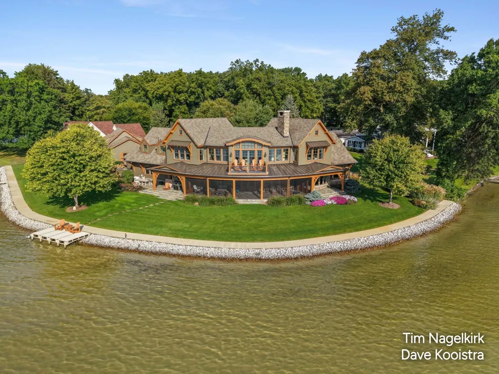 40232 Grandview Drive Shelbyville, MI 49344
