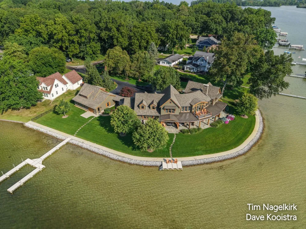 4023 Grandview Drive Shelbyville, MI 49344
