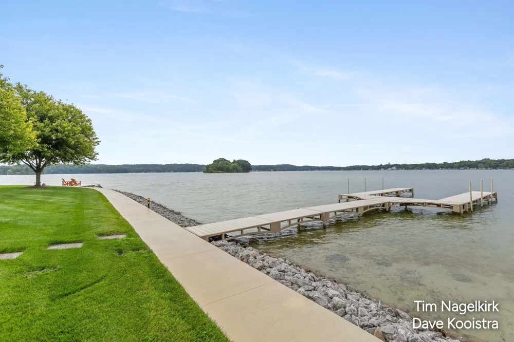 4023 Grandview Drive Shelbyville, MI 49344