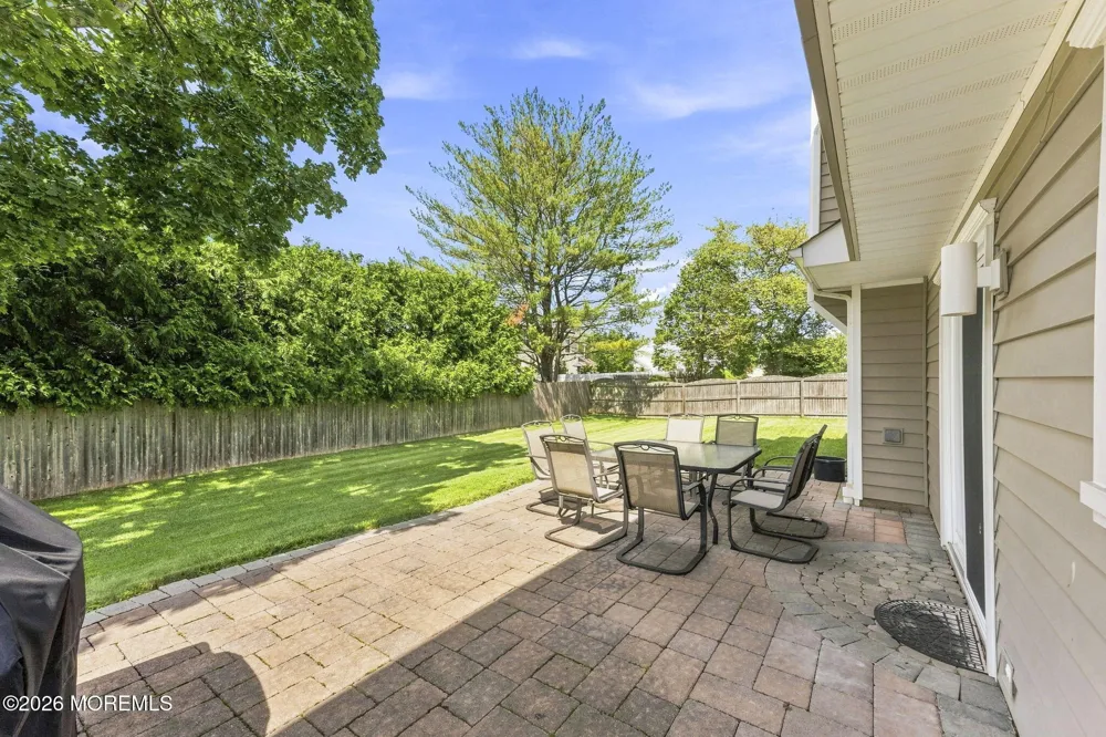7 Thetford Lane Marlboro, NJ 07746