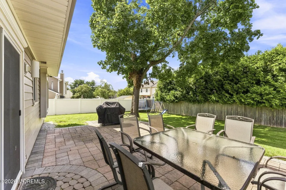 7 Thetford Lane Marlboro, NJ 07746