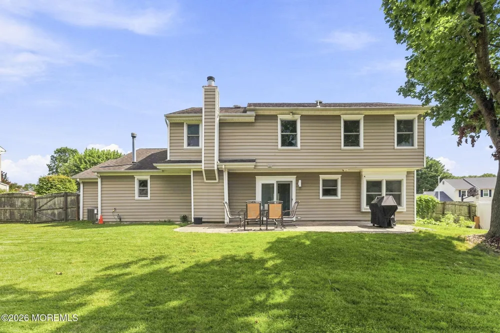 7 Thetford Lane Marlboro, NJ 07746