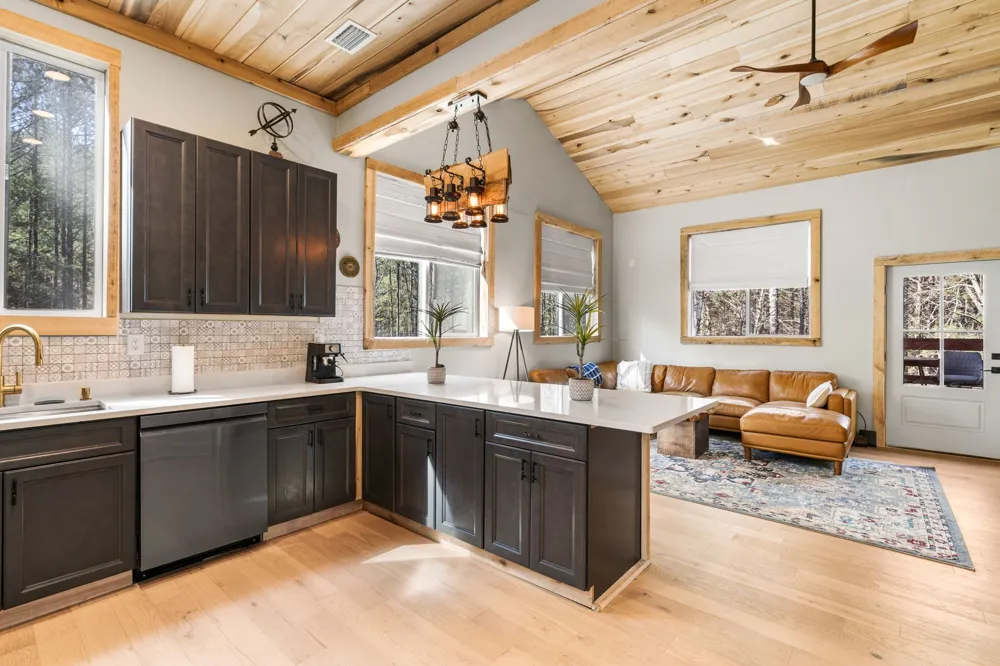 126 Hummingbird Way Copperhill, TN 37317