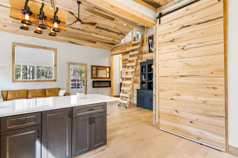 126 Hummingbird Way Copperhill, TN 37317
