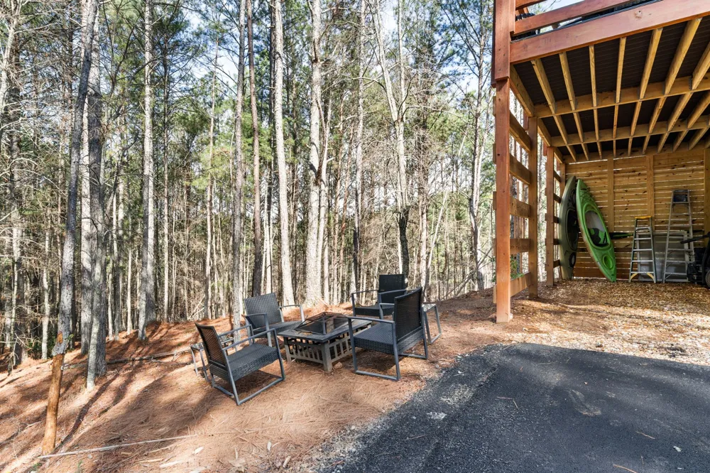 126 Hummingbird Way Copperhill, TN 37317