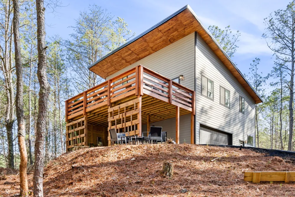 126 Hummingbird Way Copperhill, TN 37317