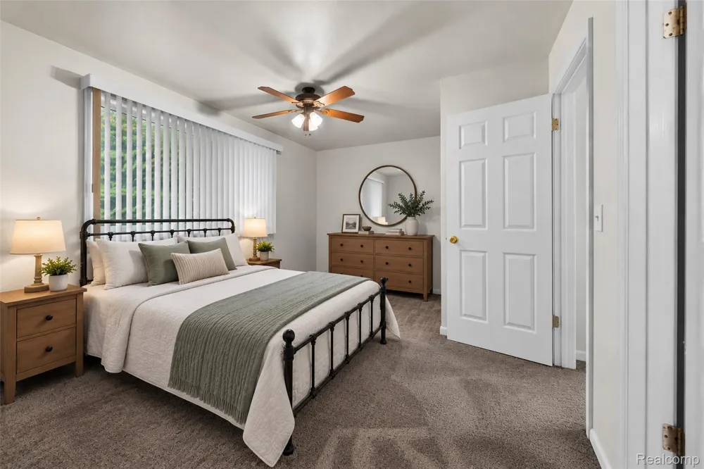 200 W Fraser Street Rochester City, MI 48307