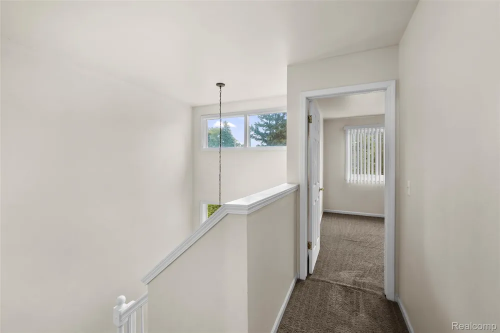 200 W Fraser Street Rochester City, MI 48307