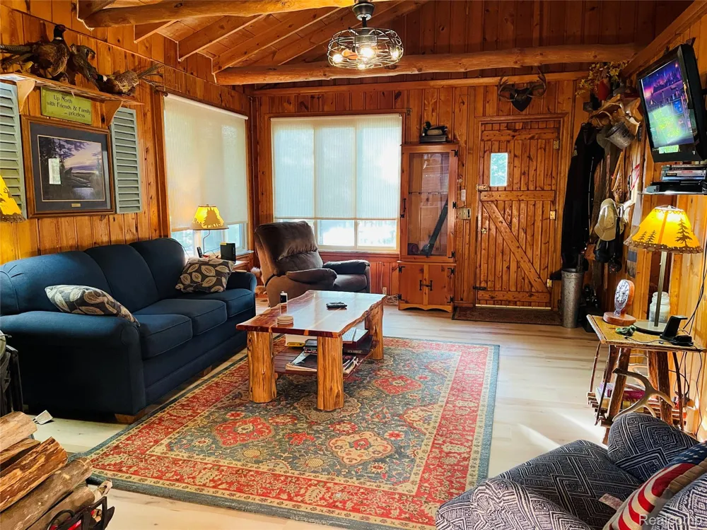 417 Ogemaw Road Rose Township, MI 48654