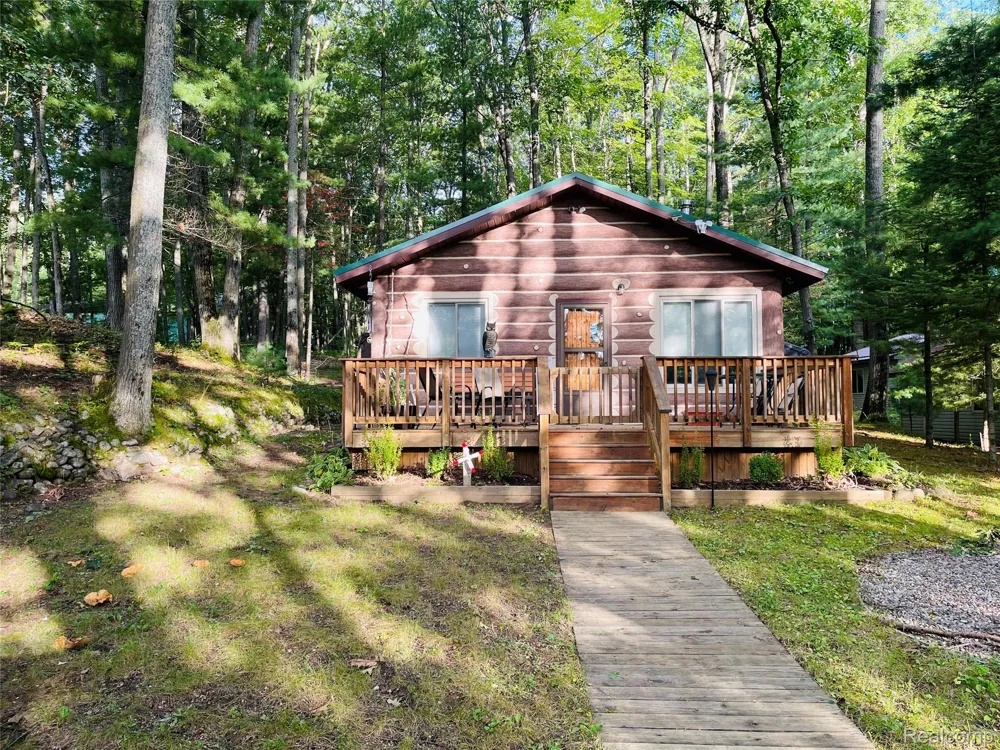 417 Ogemaw Road Rose Township, MI 48654