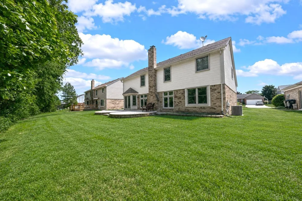 40219 Denbigh Drive Sterling Heights City, MI 48310