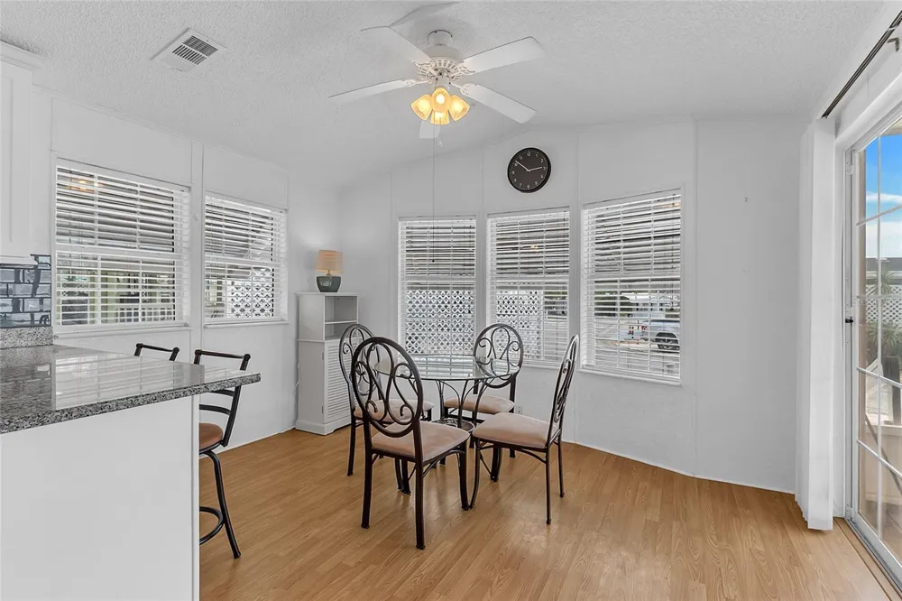 300 SKY CREST LOOP Davenport, FL 33837
