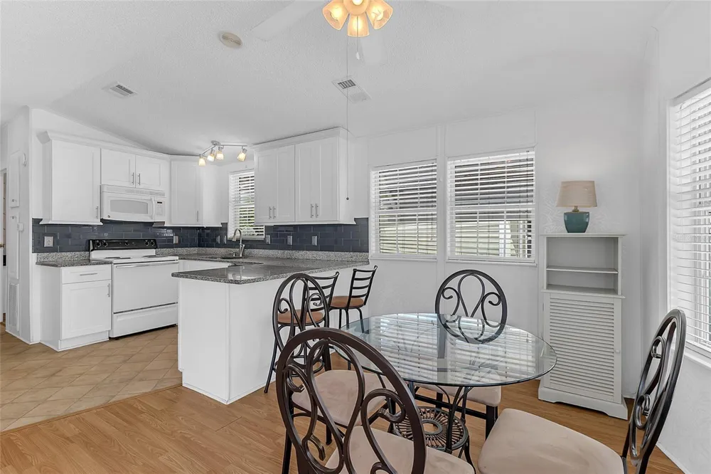 300 SKY CREST LOOP Davenport, FL 33837
