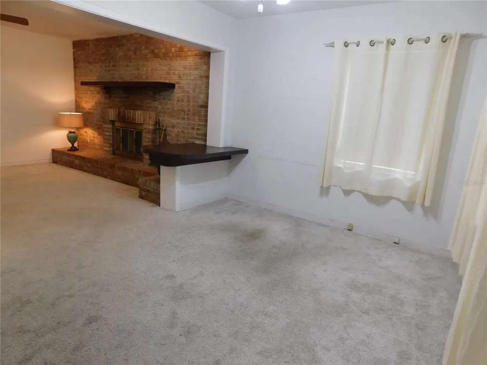 1400 57TH AVENUE St Petersburg, FL 33703