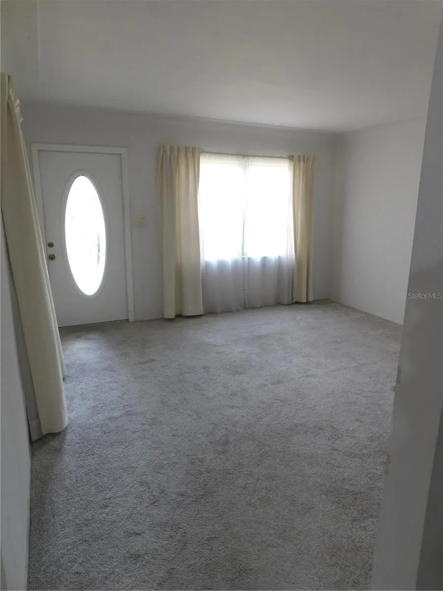 1400 57TH AVENUE St Petersburg, FL 33703