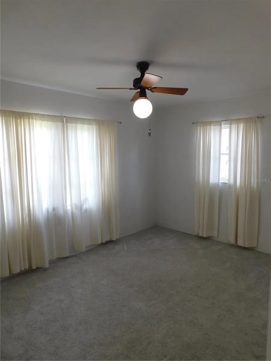 1400 57TH AVENUE St Petersburg, FL 33703
