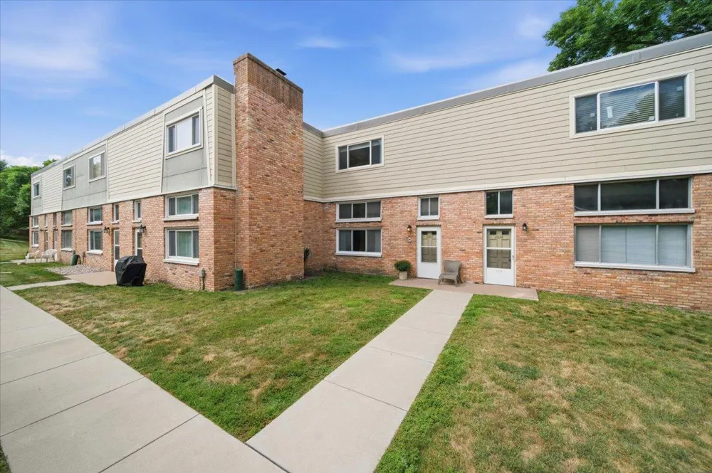 2026 Louisiana Avenue S Saint Louis Park, MN 55426