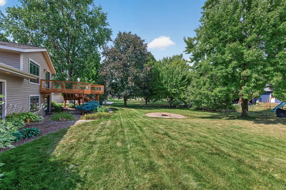 1945 Beaver Dam Court Eagan, MN 55122