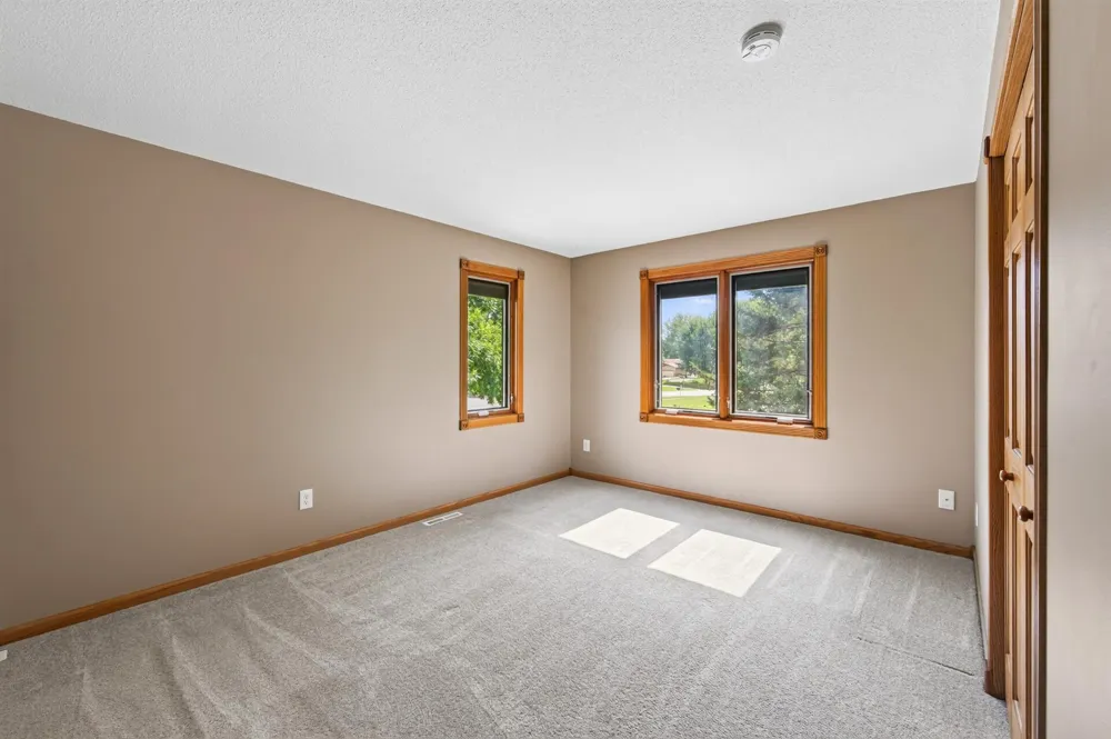 1945 Beaver Dam Court Eagan, MN 55122