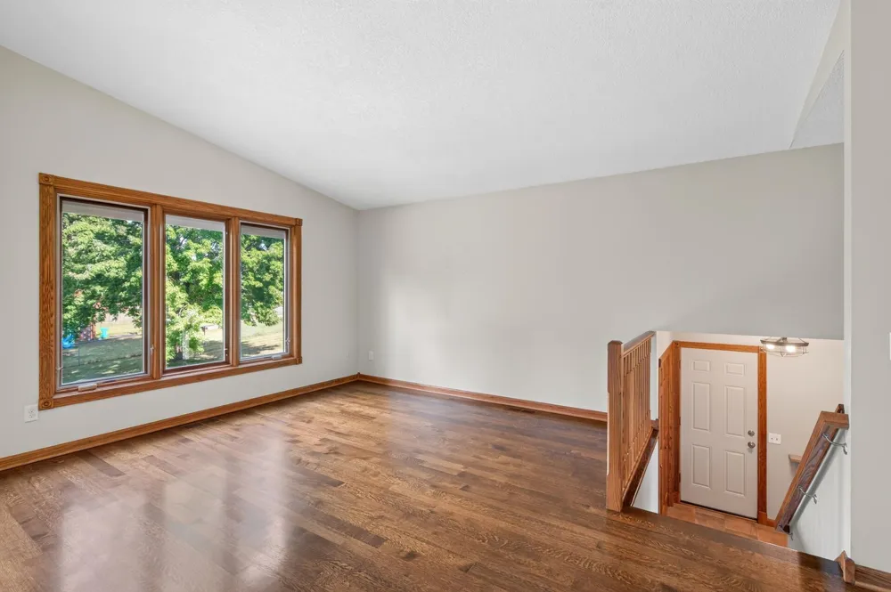 1945 Beaver Dam Court Eagan, MN 55122