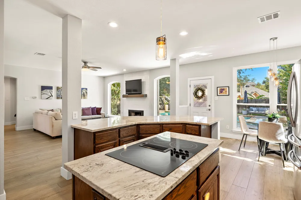 3712 Royal Port Rush Drive Round Rock, TX 78664
