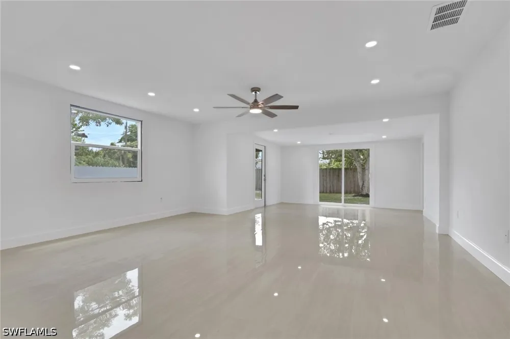 52nd Lane SW Naples, FL 34116