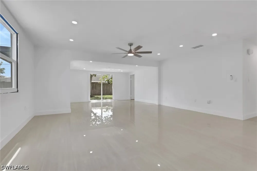 52nd Lane SW Naples, FL 34116
