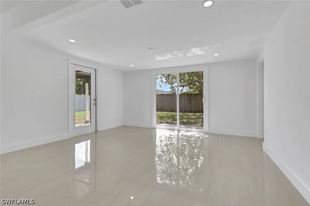 52nd Lane SW Naples, FL 34116