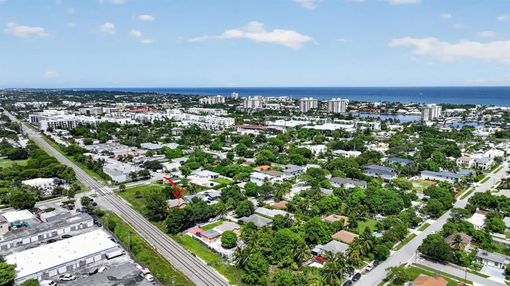 115 SE 5TH STREET Delray Beach, FL 33483