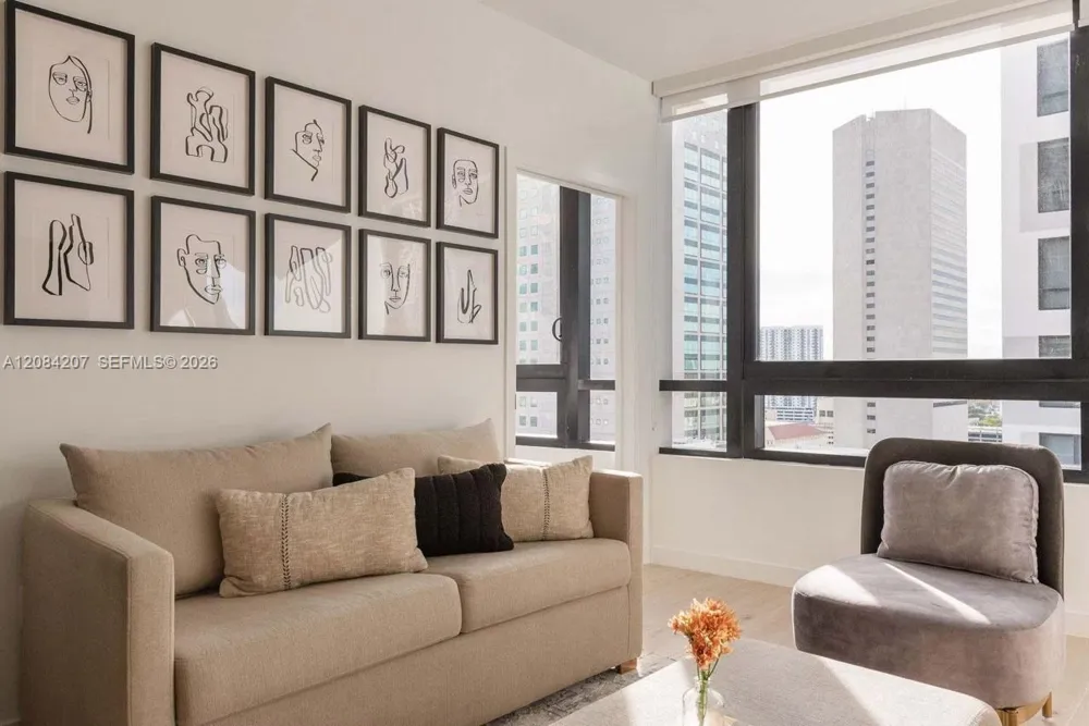 225 Miami Ave #3312 Miami, FL 33128