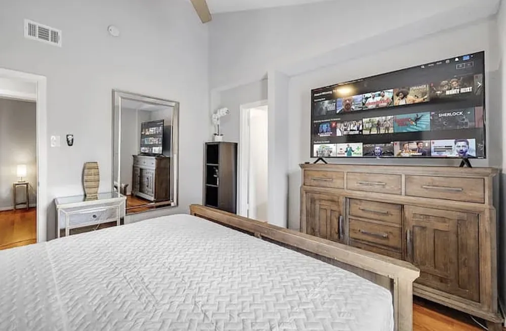 1718 Ripley Street Dallas, TX 75204