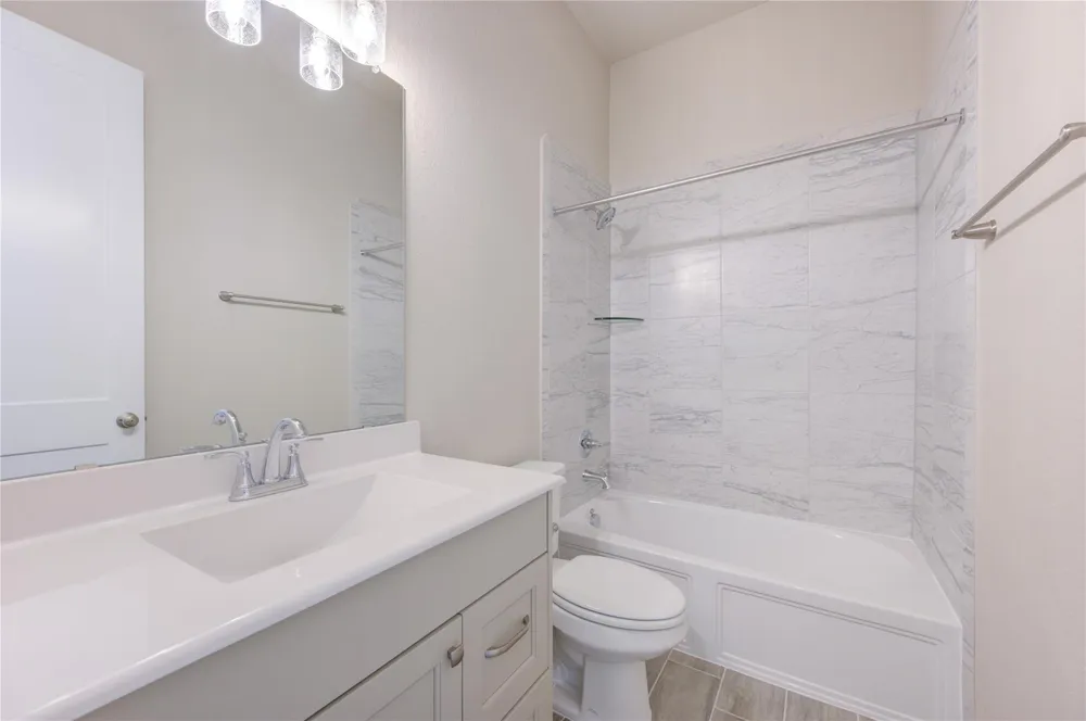 4203 Maple Glen Drive Fulshear, TX 77441