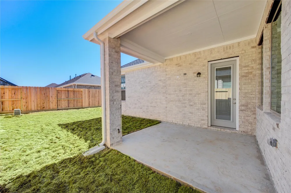 4203 Maple Glen Drive Fulshear, TX 77441